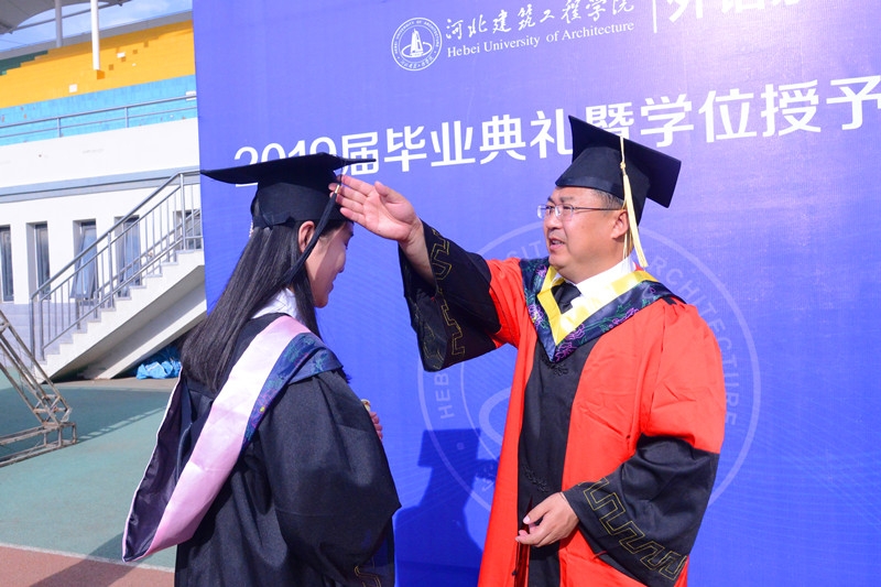 本科生毕业典礼15.jpg