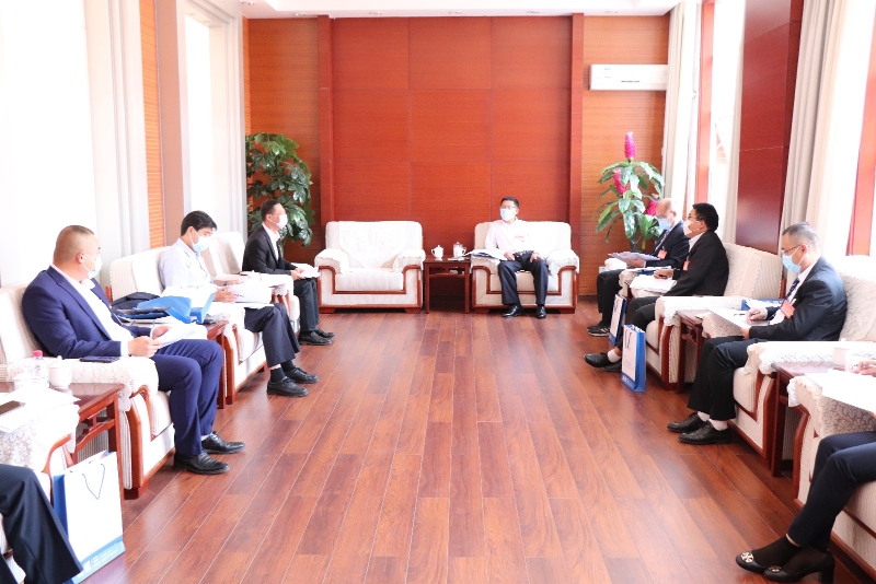 师校长.JPG
