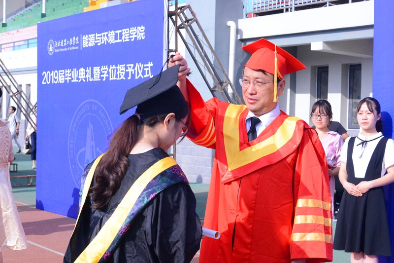 本科生毕业典礼14.jpg