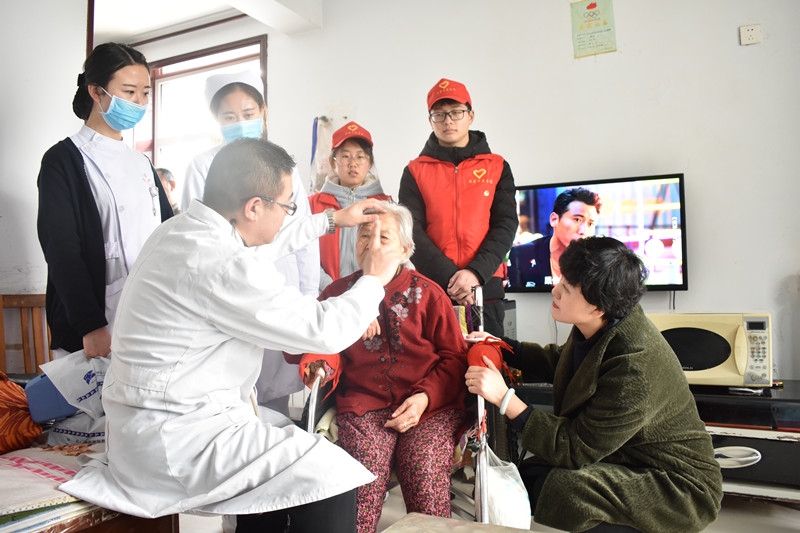“张家口共青团学雷锋志愿服务集中行动启动仪式”在我校举行6.jpg